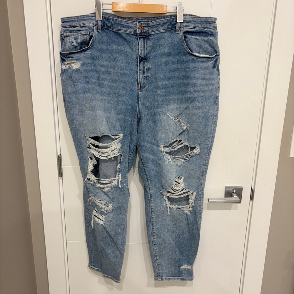 American Eagle Light Blue Distressed High-Rise Ripped Mom Jeans